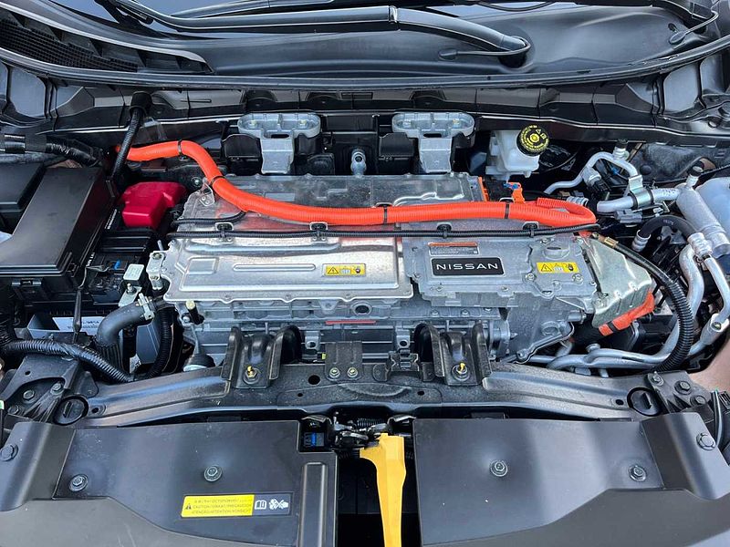 Nissan Ariya 63 kW Evolve Pack 20' Navi 360° BOSE Premium Einparkautomatik